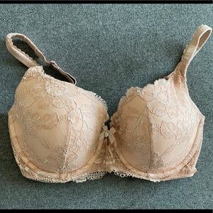 Victoria’s Secret Body By Victoria Bra